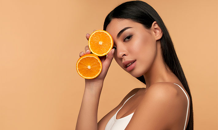 C-vitamin az arcbőrre – Minden a hatásáról és a használatáról