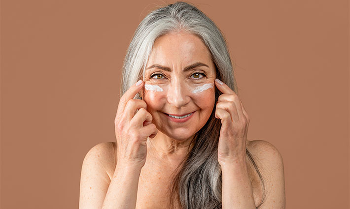 Mi segít a ráncok kezelésében? Tippek, termékek és megfelelő ápolás